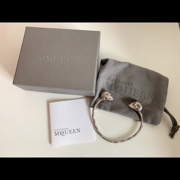 Alexander McQueen Silver bangle - Picture 3 of 3